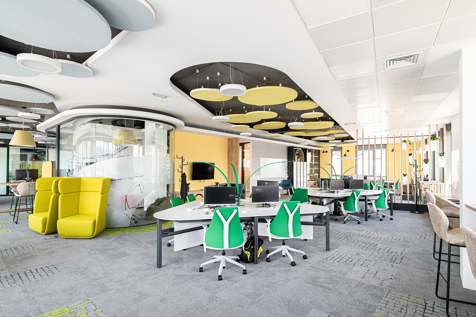 Bureaux BNP Paribas rénovés par Upgrade Facilities — plateau de 450 m²