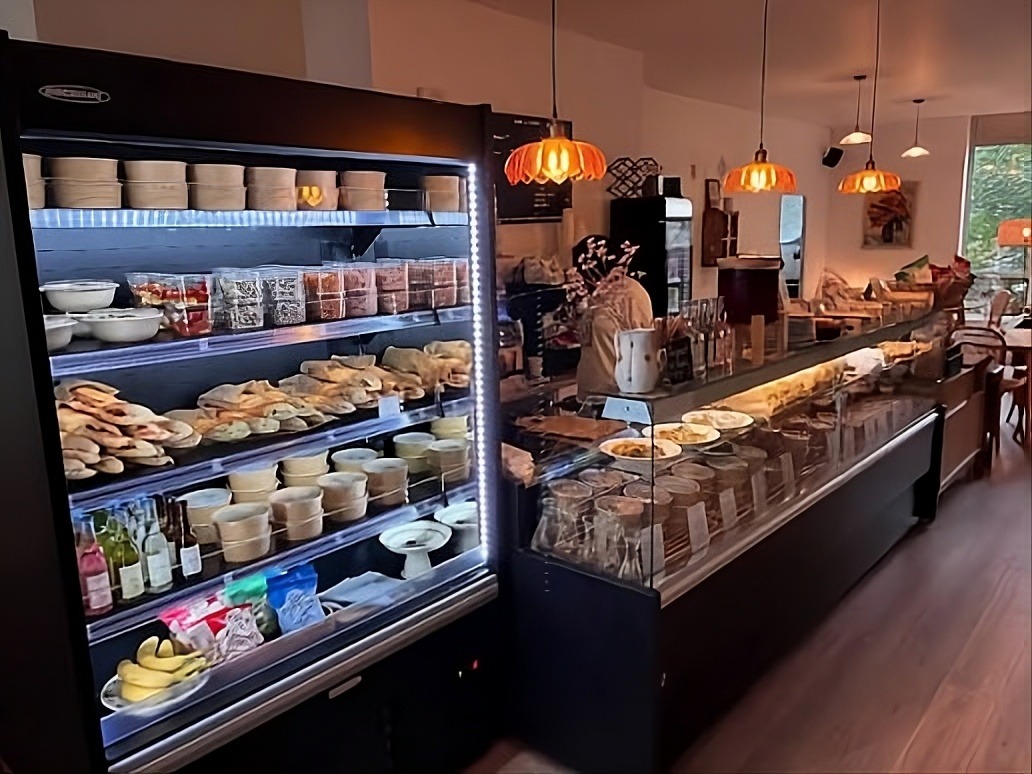Boutique artisanale Rémi et Jozefa entretenue par Upgrade Facilities